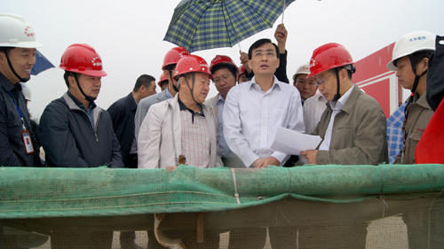 上海铁路局副局长李迎九莅临合肥铁路枢纽南环线检查指导工作